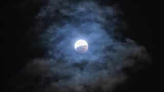 Superluna de sangre 2019: fotos, videos y todo sobre el eclipse lunar total del año en todo el mundo