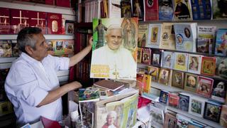 FOTOS: así vivió el mundo católico el anuncio de la renuncia del Papa Benedicto XVI
