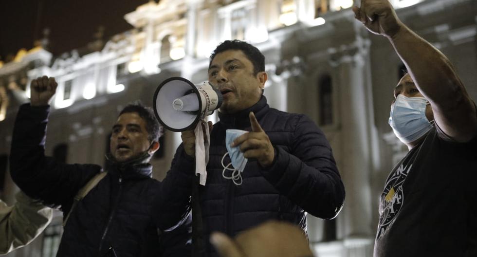 Congresistas de distintas bancadas, incluso de Perú Libre, marcan distancia de las declaraciones de Guillermo Bermejo (Foto: Grupo El Comercio).