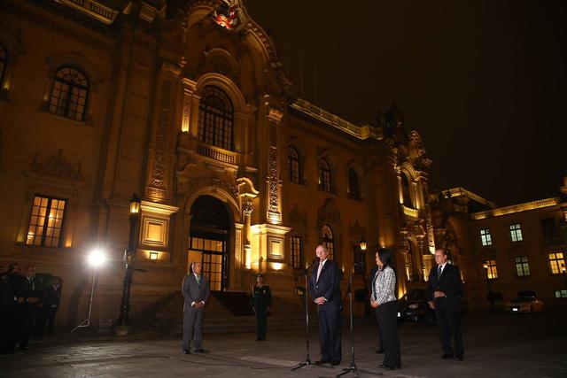 El presidente Pedro Pablo Kuczynski y la lideresa de Fuerza Popular, Keiko Fujimori, se reunieron hoy en Palacio de Gobierno. Luego de ello, brindaron una conferencia de prensa en conjunto. (Foto: Presidencia)