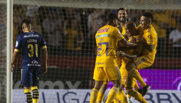 Los Tigres UANL, campeones defensores, pasaron por encima de los Monarcas de Morelia en el primer tiempo para derrotarlo por 4-2 a pesar de la reacción del rival en la segunda mitad. (Foto: AFP)