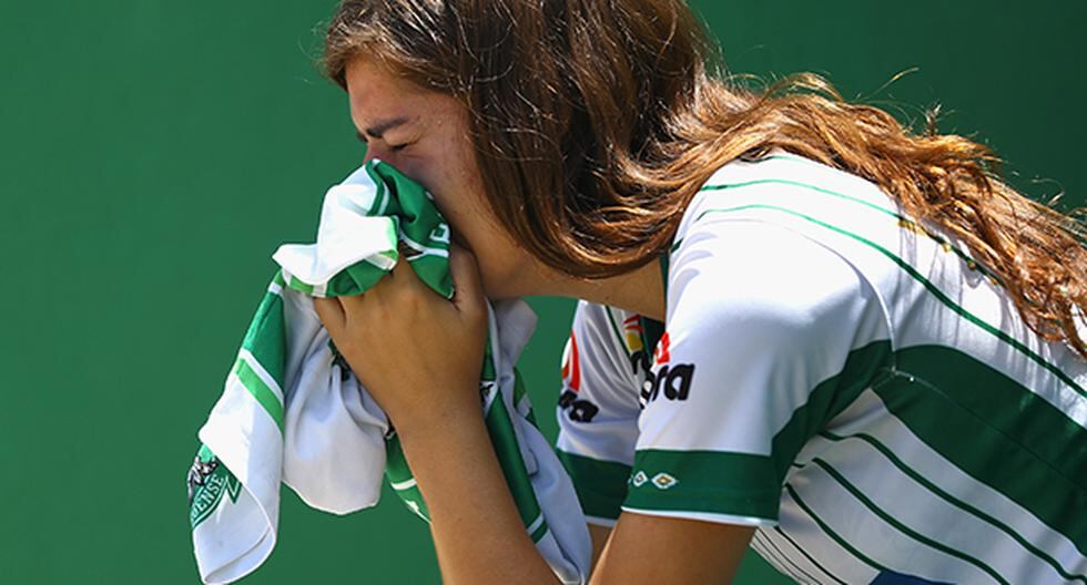 Umbro, marca deportiva que fabrica la camiseta del Chapecoense, reconoció que no se da abasto ante la tremenda demanda de la indumentaria tras la tragedia aérea. (Foto: Getty Images)