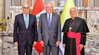 Pedro Pablo Kuczynski recibió cartas credenciales de Nuncio Apostólico en Perú