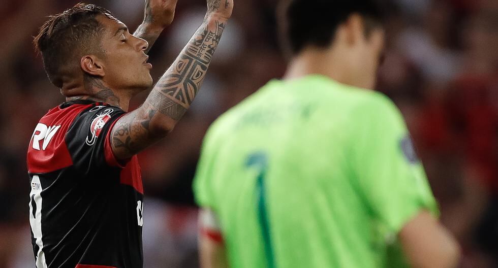 Paolo Guerrero inició el triunfo de Flamengo sobre Católica en la Copa Libertadores. (Foto: Getty Images)