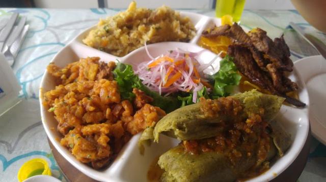 Si vas a probar comida de Piura, pide un piqueo piurano. No tiene pierde. La foto se tomó en el restaurante Donde Peruco.