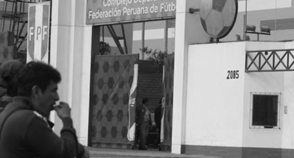 Raúl Rojas le dice adiós a la tesorería de la Federación Peruana de Fútbol. (Foto: Paolo Valdivia / Perú.com)