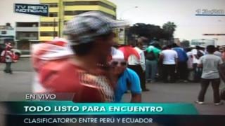 Mientras los canales de noticias desarrollaban el tema del indulto, en TV Perú hablaban de fútbol