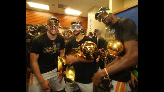 El tridente de temer: Curry, Thompson y Durant. (Foto: Warriors)