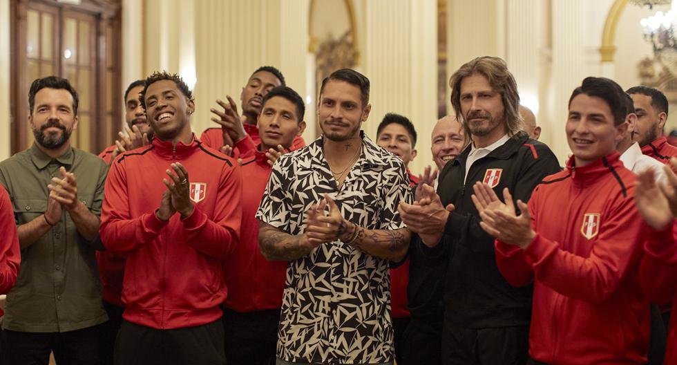 La serie "Contigo capitán" llega a Netflix para contar lo que vivió Paolo Guerrero en 2017 cuando dio positivo en un test antidoping. Otros miembros de la selección también son personificados en la historia. (Foto: Netflix)