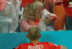 [VIDEO] Arjen Robben y el llanto de su hijo tras la derrota ante Argentina
