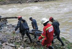 Perú: recuperan cadáveres de auto que cayó al río Mantaro en Junín