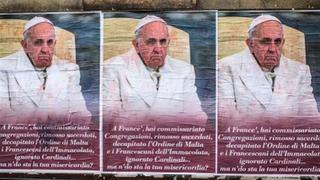 Italia: Los carteles anónimos con críticas al papa Francisco