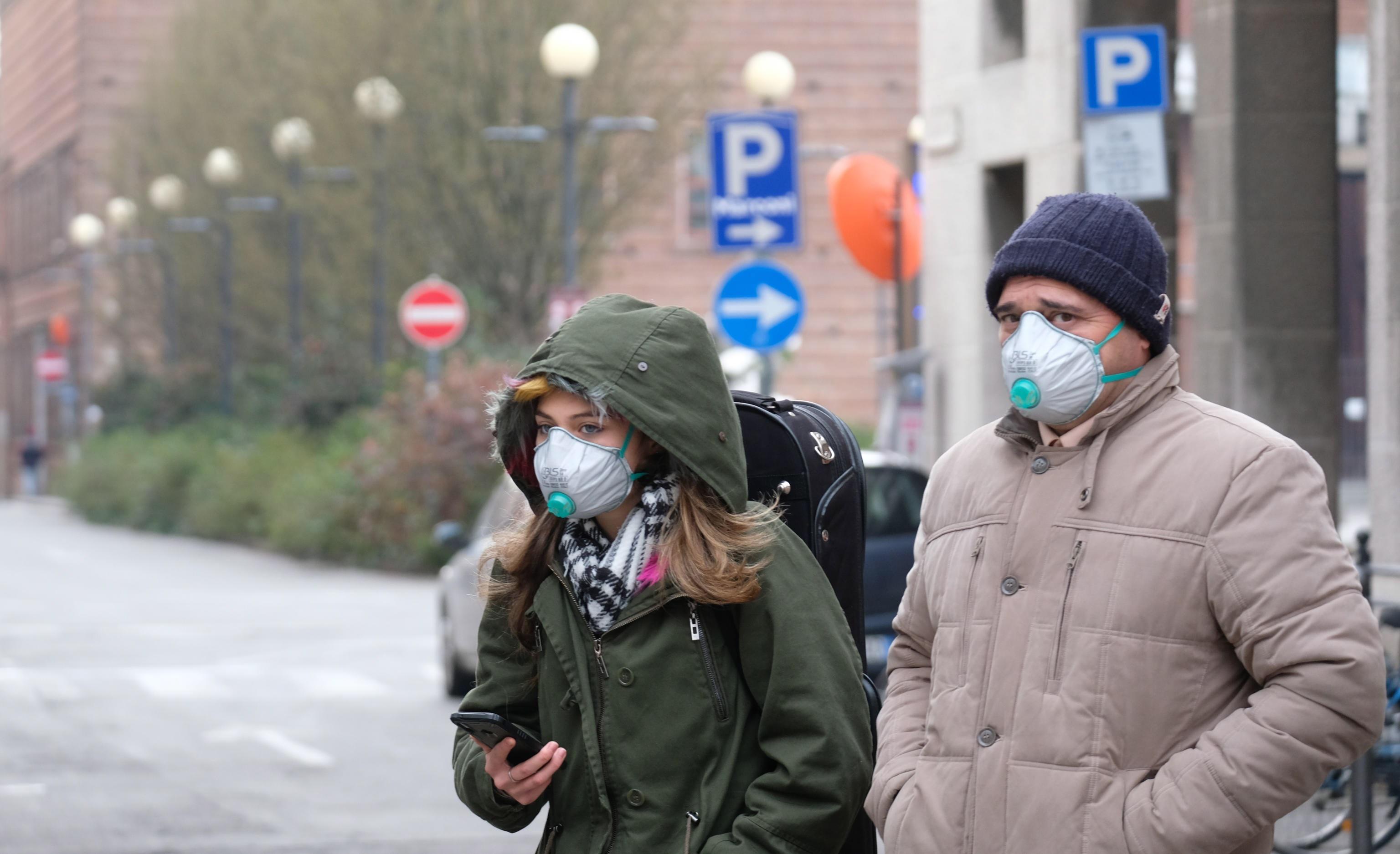 De las 41 muertes en las últimas veinticuatro horas, 25 se han producido en Lombardía y 8 en Emilia Romaña, la segunda región más afectada del país. (Foto: EFE)