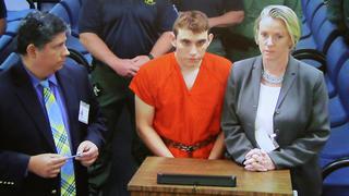 Nikolas Cruz enfrenta 17 cargos por asesinato premeditado