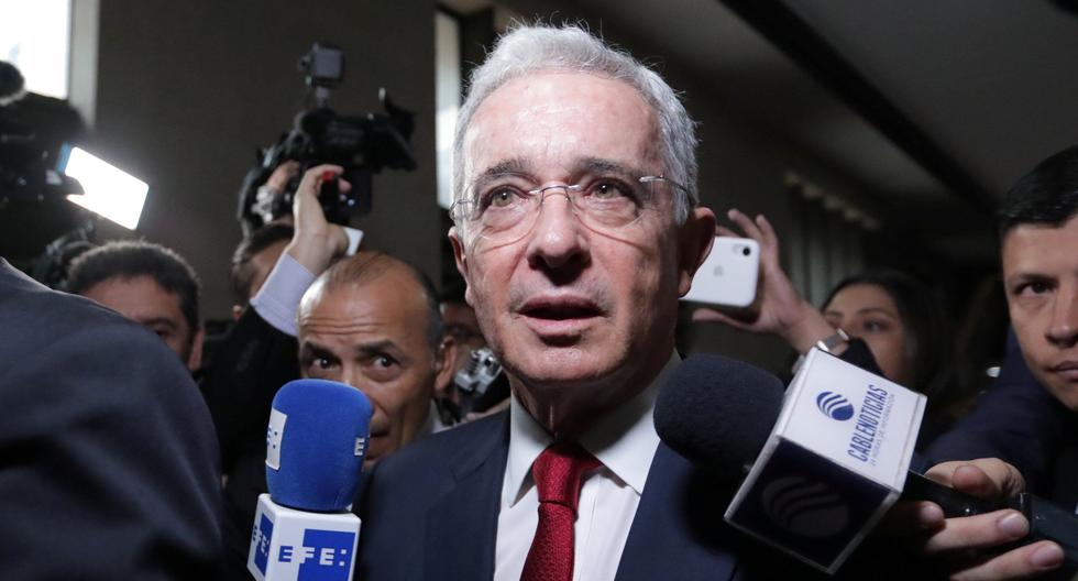 Álvaro Uribe a su llegada a la Corte Suprema de Justicia de Colombia. (REUTERS/Luisa Gonzalez).