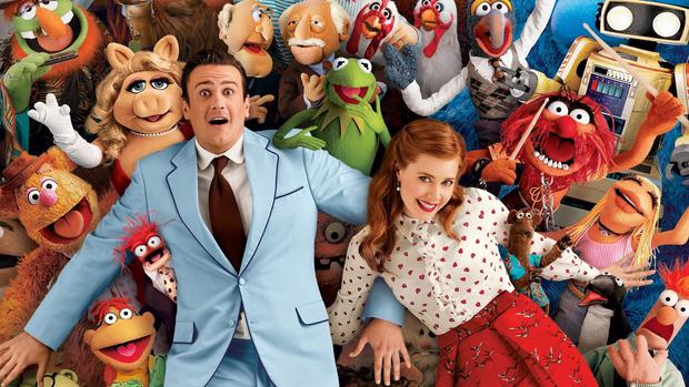 Jason Segel y Amy Adams en The Muppets de 2011. Foto: Disney