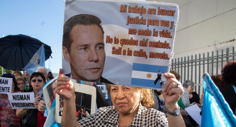 El 18 de enero de 2015, Nisman, que investigaba la causa AMIA, fue encontrado muerto en su casa de Buenos Aires. (Foto: EFE)
