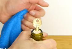 YouTube: el truco secreto para poder abrir una botella de vino con una llave
