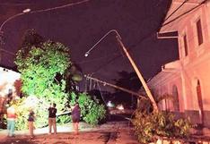 Iquitos: vientos fuertes causan daños en diez viviendas y postes eléctricos
