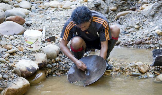 Más de 30 mil personas trabajan en la minería ilegal del oro en Madre de Dios. (Foto: Eveline Renaud