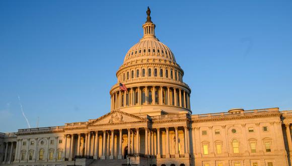 En esta foto de archivo tomada el 1 de marzo de 2022, se ve el Capitolio de Estados Unidos en Washington, DC. (MANDEL NGAN / AFP).