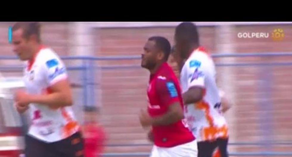 Wilmer Aguirre comete blooper, pero igual marcó y celebró victoria de Juan Aurich. (video: Gol Perú - YouTube)