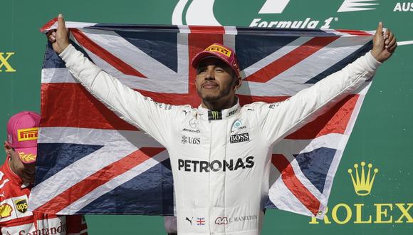 Lewis Hamilton se llevó el Gran Premio de Estados Unidos y quedó cerca del campeonato de la Fórmula 1. (Foto: AP)