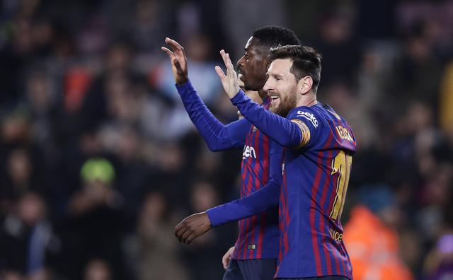 Barcelona vs. Levante: Dembélé marcó el 2-0 tras genial pase de Messi. (Foto: Reuters/AFP/AP)
