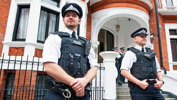Londres: Policías que no estén en forma perderán su trabajo