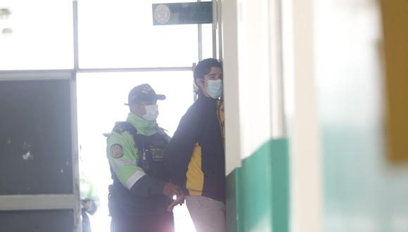 El último viernes, los cinco involucrados en la denuncia de violación sexual en Surco fueron llevados al penal Ancón II. (Foto: Mario Zapata Nieto)