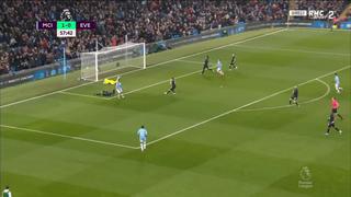 Manchester City vs. Everton: Gabriel Jesús disparó con la pierna izquierda al palo del arquero y anotó el segundo gol del partido | VIDEO