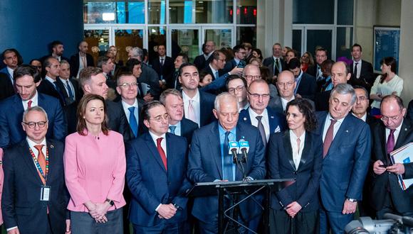El jefe de la diplomacia europea, el español Josep Borrell (c), habla el 23 de febrero de 2023, en la sede de las Naciones Unidas en Nueva York, EE.UU. (Foto de Ángel Colmenares / EFE)