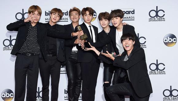 BTS en la ceremonia de los Billboard 2017. La agrupación surcoreana fue reconocida con un trofeo. (Fotos: Agencias)