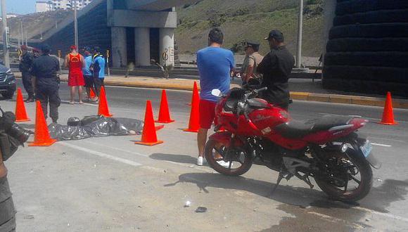 Costa Verde: policía en moto murió en la bajada Marbella