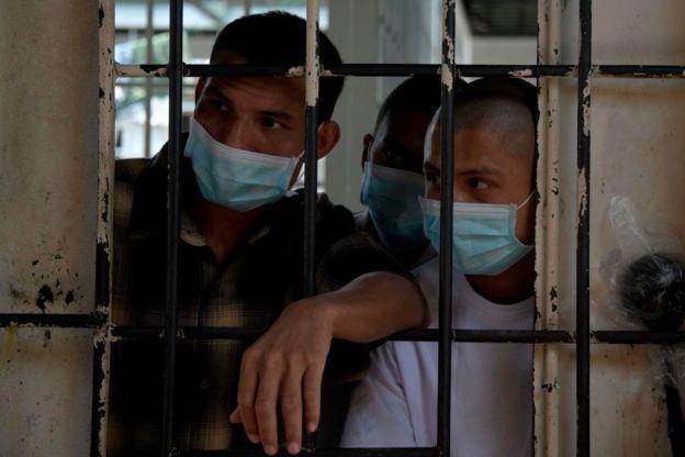 Reclusos diagnosticados con tuberculosis en cárcel de El Salvador en 2019. (Getty Images).