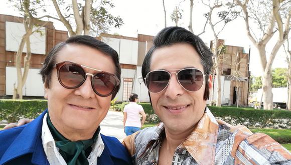 Adolfo Chuiman junto a Juan Francisco Escobar, ambos interpretan a Rodolfo Rojas alias Peter en la serie "Al fondo hay sitio" y "De vuelta al barrio". (Foto: Facebook)