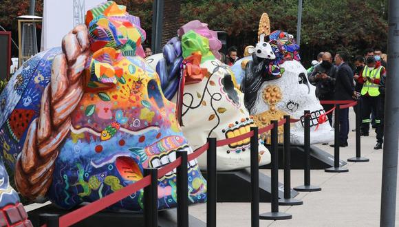 Disfruta de la exposición de los 'Fridacráneos' en la Ciudad de México hasta el 9 de noviembre. (Foto: @AlcCuauhtemocMx)