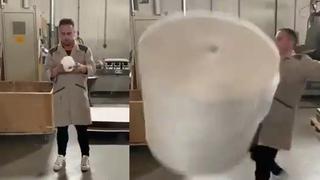 El italiano Sebastian Giovinco viralizó en Instagram el reto del papel higiénico gigante | VIDEO