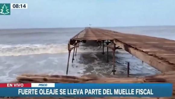 El muelle fiscal de Pisco ha sido dañado por los fuertes oleajes registrados en los últimos días | Captura de video / Canal N