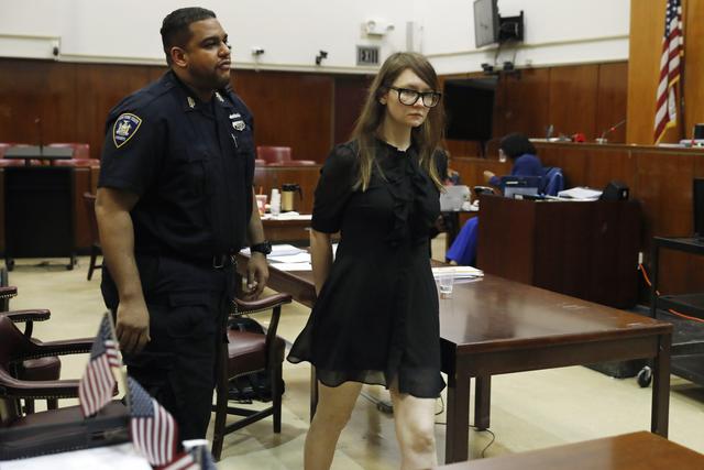 Anna Sorokin, la falsa heredera que engañó a todo Nueva York, fue declarada culpable. Foto: AP