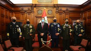 Manuel Merino se reunió con comandantes generales de las Fuerzas Armadas
