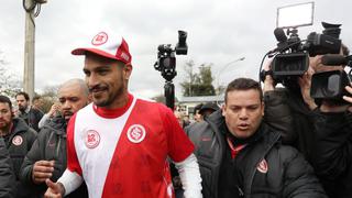 Paolo Guerrero: jugadores del Internacional lo agregaron al grupo de WhatsApp | VIDEO