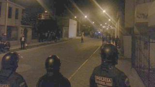 Arequipa: turba agredió a policías en reunión de proyecto minero Tía María 