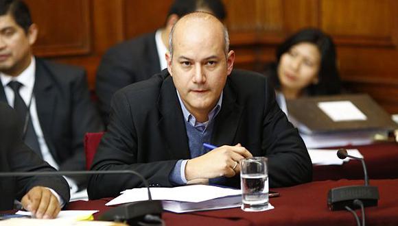 “Perú debe mantener posición diplomática en caso de Venezuela”