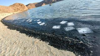 El agua de Balandra, la “playa más bonita de México” que pasó del turquesa a negro