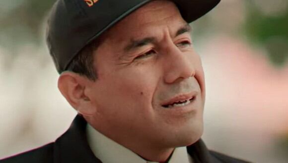 Óscar Pacheco interpreta a Justo Flores, el padre de July Flores, en la temporada 10 de “Al fondo hay sitio” (Foto: Entel)