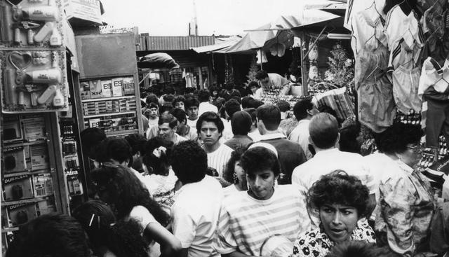 Así era Polvos Azules cuando se ubicaba frente a Palacio de Gobierno. (El Comercio)