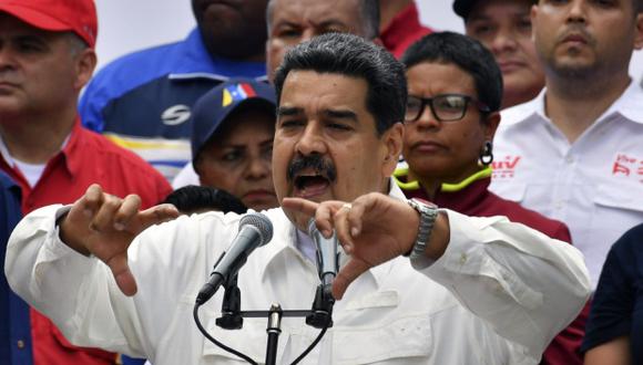 Los cubanos actúan entre la estructura militar y de inteligencia de Venezuela, liderado por Nicolás Maduro. (Foto: AFP)