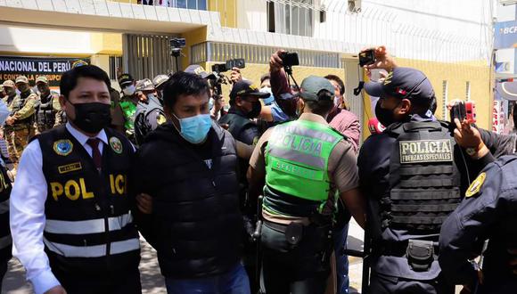 Elmer Cáceres Llica el día de su detención por presuntos delitos de corrupción | Foto: Cortesía Frase Corta Arequipa/ @Frasecorta