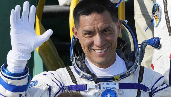El astronauta de la NASA Frank Rubio, miembro de la tripulación principal de la Expedición 68 de la Estación Espacial Internacional (ISS). (Foto de Dmitry LOVETSKY / POOL / AFP).